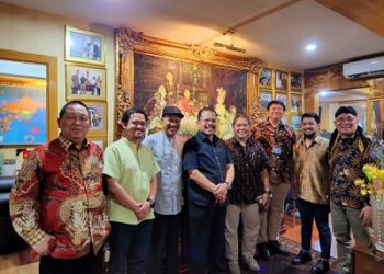 Liu Yizhe Dikukuhkan menjadi Anggota Kehormatan dan Perwakilan PPWI di China dan Jepang