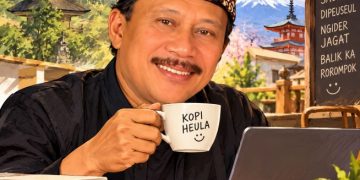 Kopi, Pijat, YouTube, jeung Ngider Jagat – FILSAFAT ROROMPOK